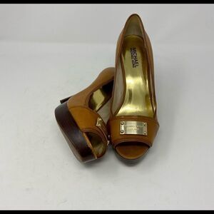 Michael Michael Kors - Peep Toe Heels (8.5)